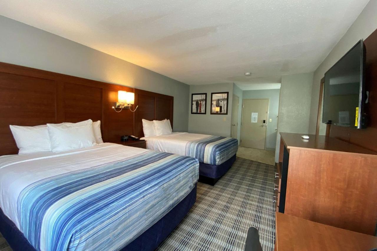 Americinn By Wyndham Williamsburg Extérieur photo