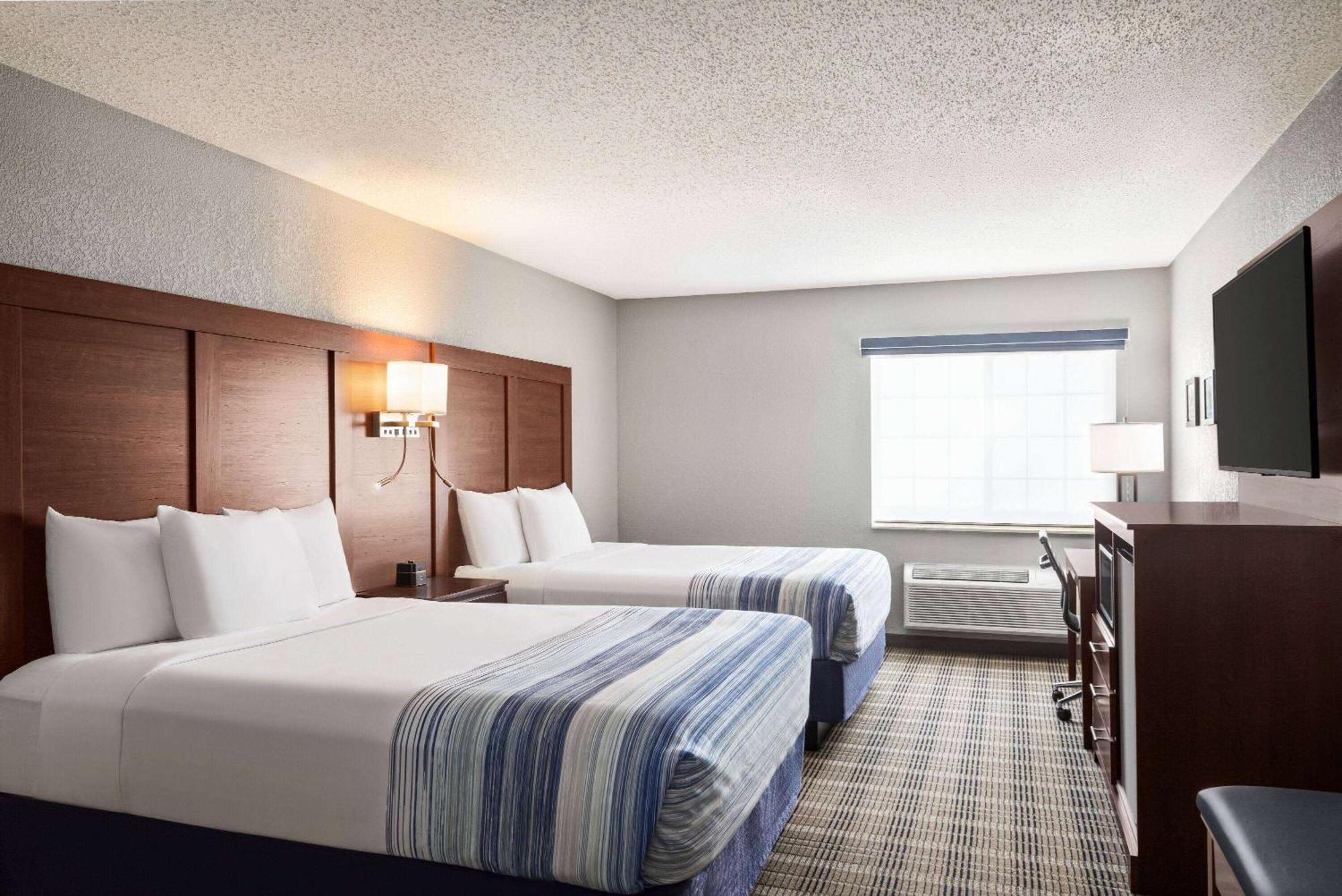 Americinn By Wyndham Williamsburg Extérieur photo